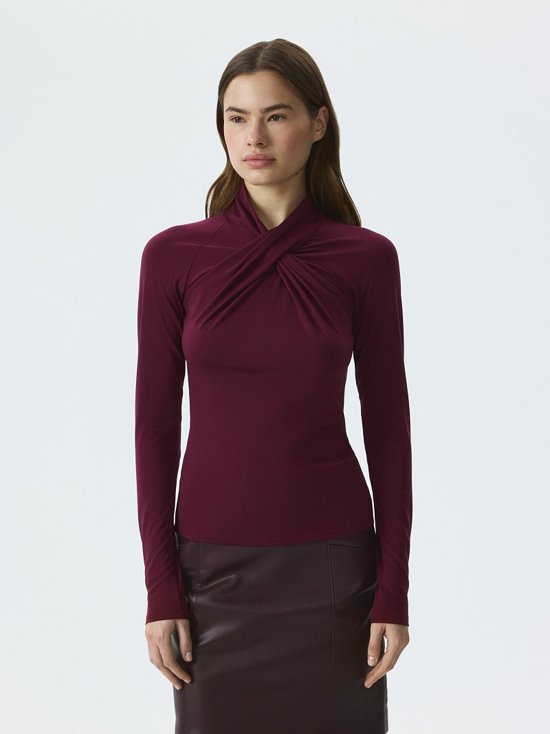 Лонгслив с горловиной на запах