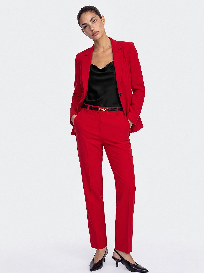 Приталенный жакет из вискозы