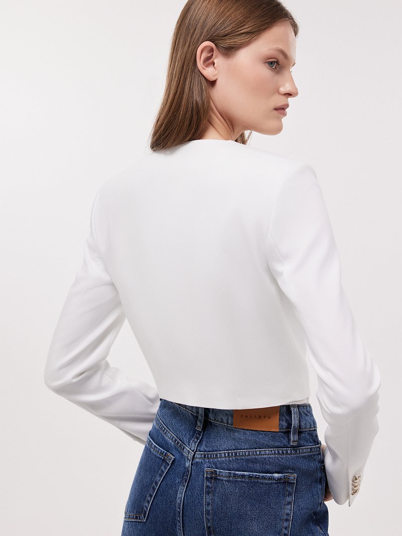 Укороченный жакет с круглым вырезом