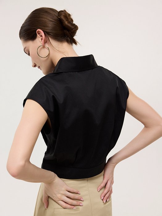 Укороченная рубашка без рукавов: фото №3