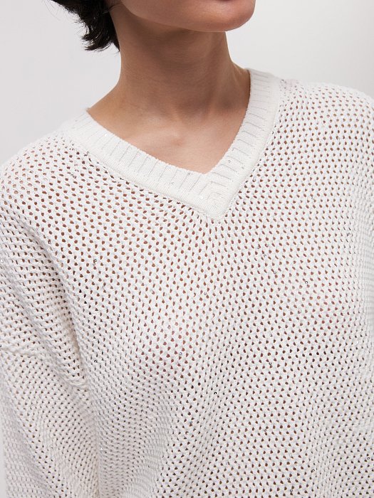 Вязаный пуловер с пайетками: фото №3