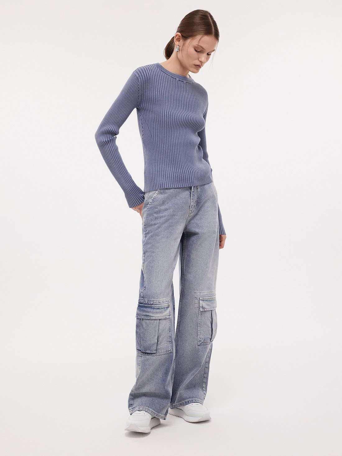 Джинсы-карго с потертостями: фото №1