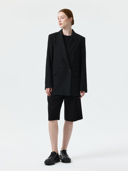 Прямой двубортный жакет: фото №6