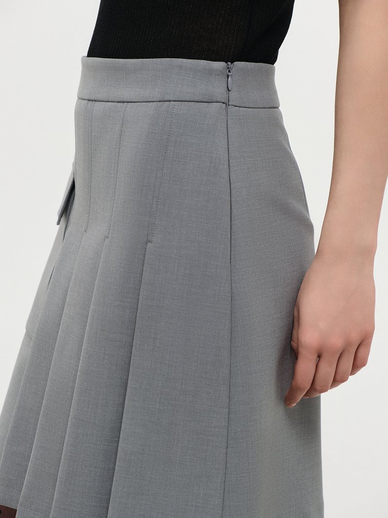 Расклешенная юбка со складками