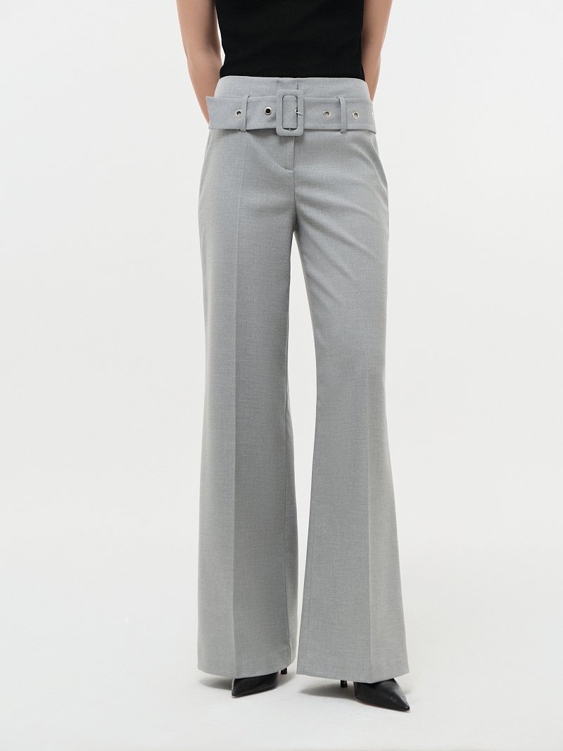 Расклешенные брюки с ремнем 