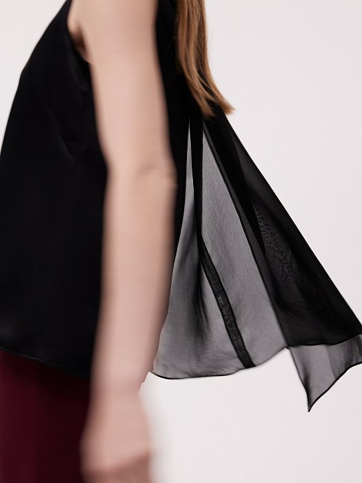 Атласный топ с шифоновым шлейфом: фото №3