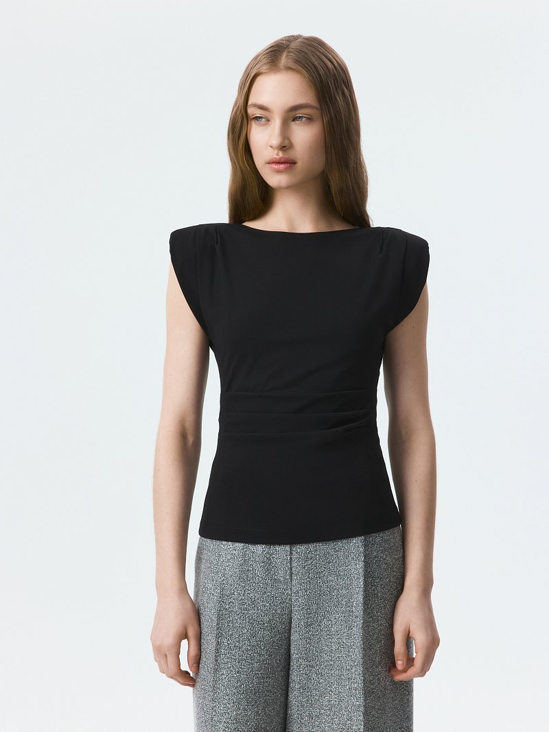 Приталенная блуза из трикотажа