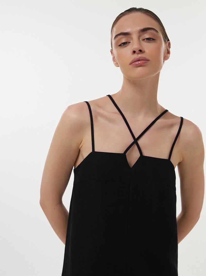 Короткий сарафан со льном