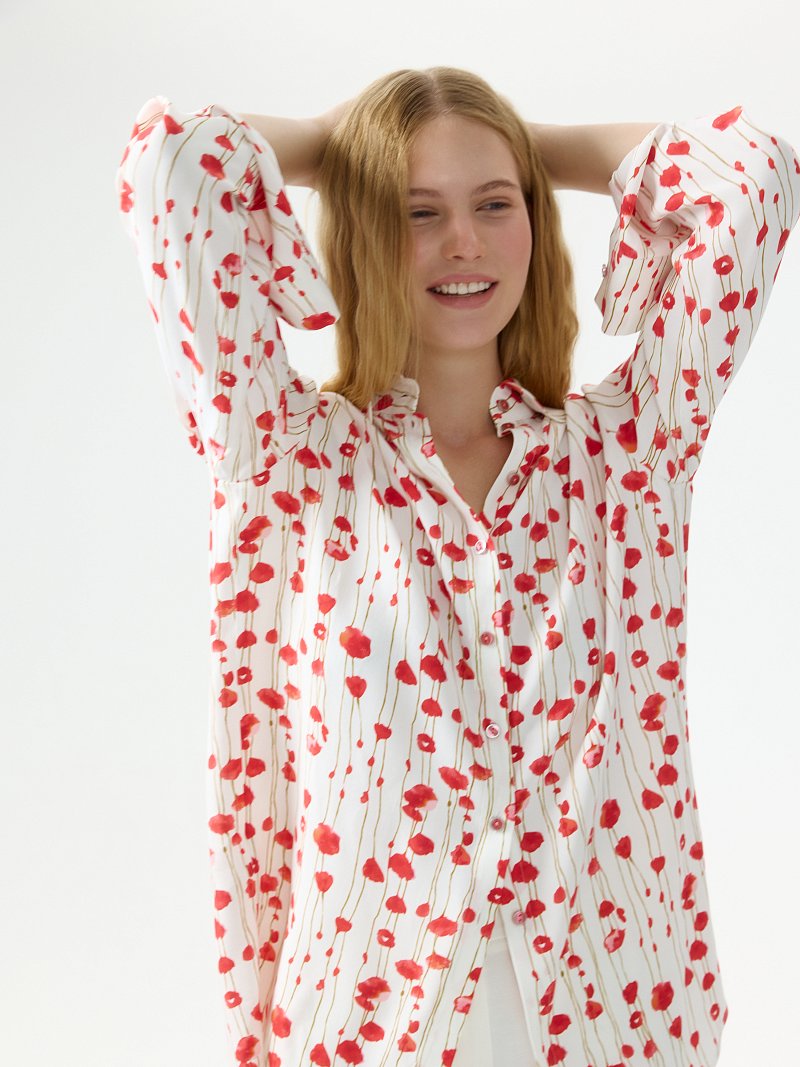 Блуза из вискозы с цветами