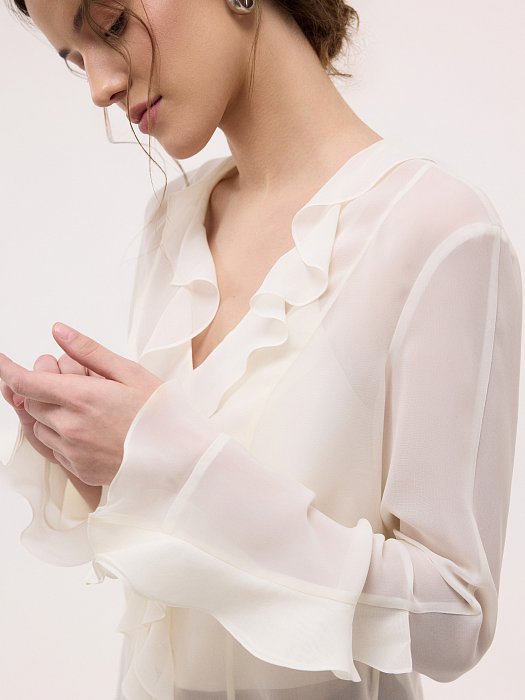 Шифоновая блуза с воланами и топ: фото №4