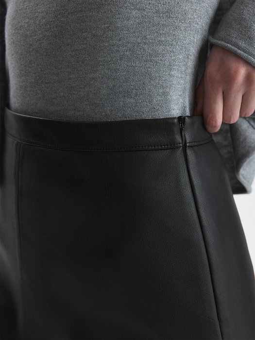 Мини-юбка из экокожи: фото №4