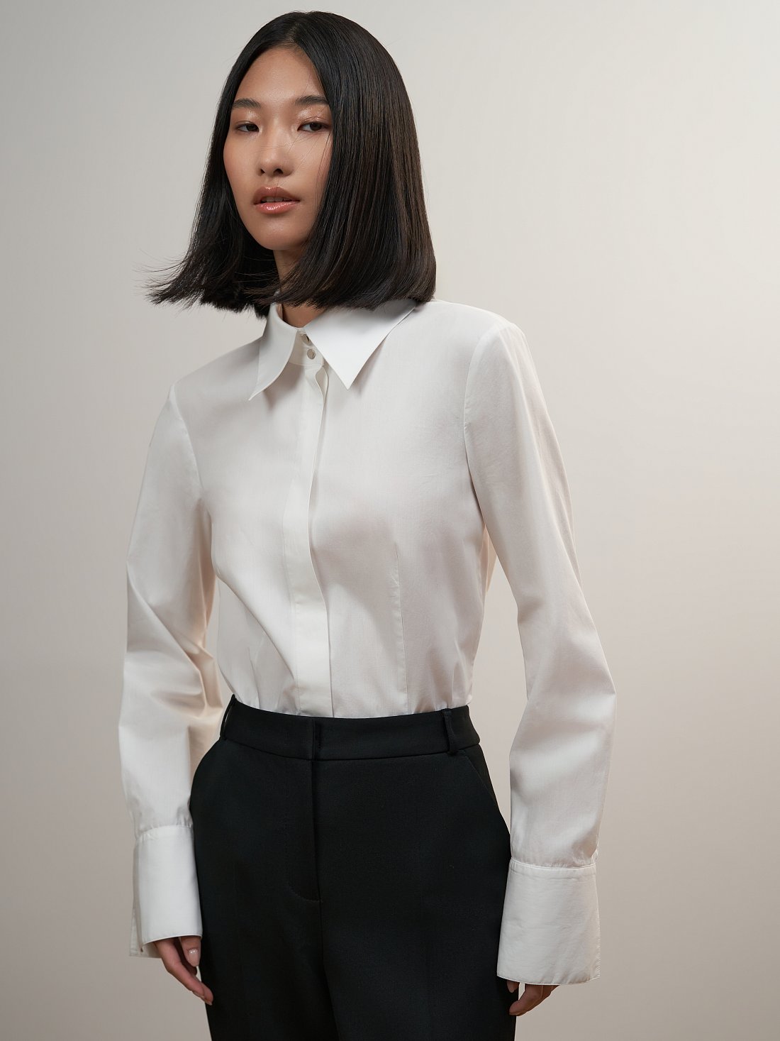 Блуза приталенная из хлопка: фото №1