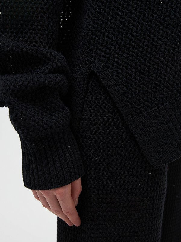 Вязаный пуловер с пайетками