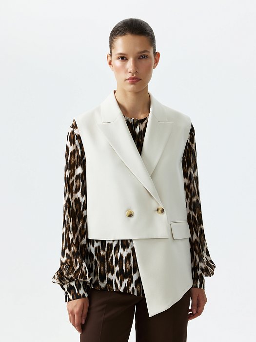 Укороченный асимметричный жилет: фото №3