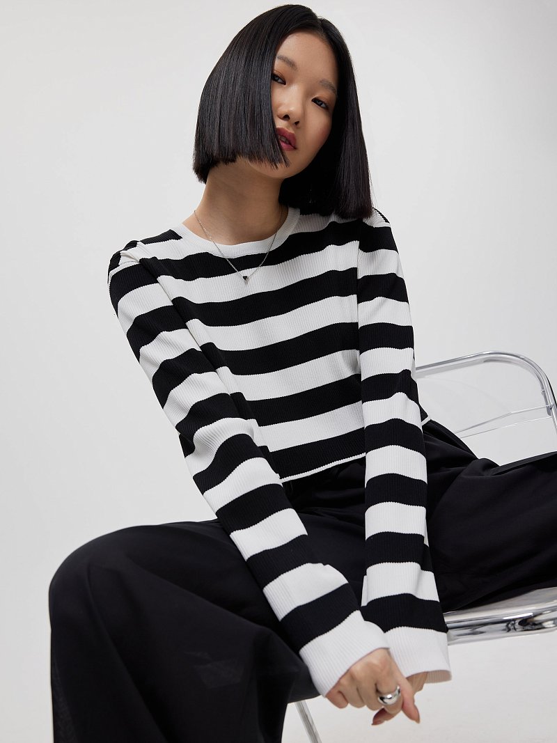 Укороченный джемпер в полоску