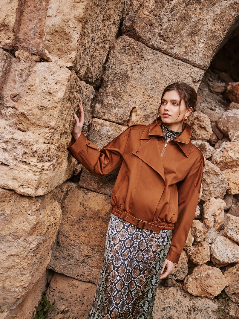 Объемная куртка из хлопка