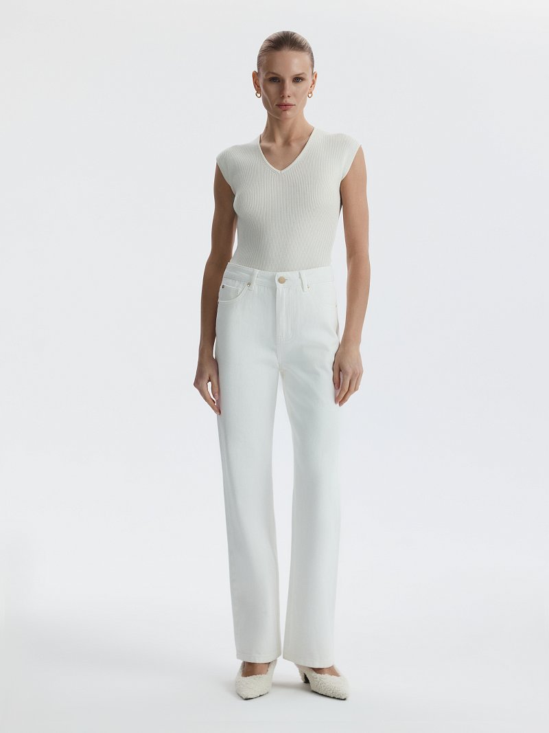 Джинсы прямого кроя