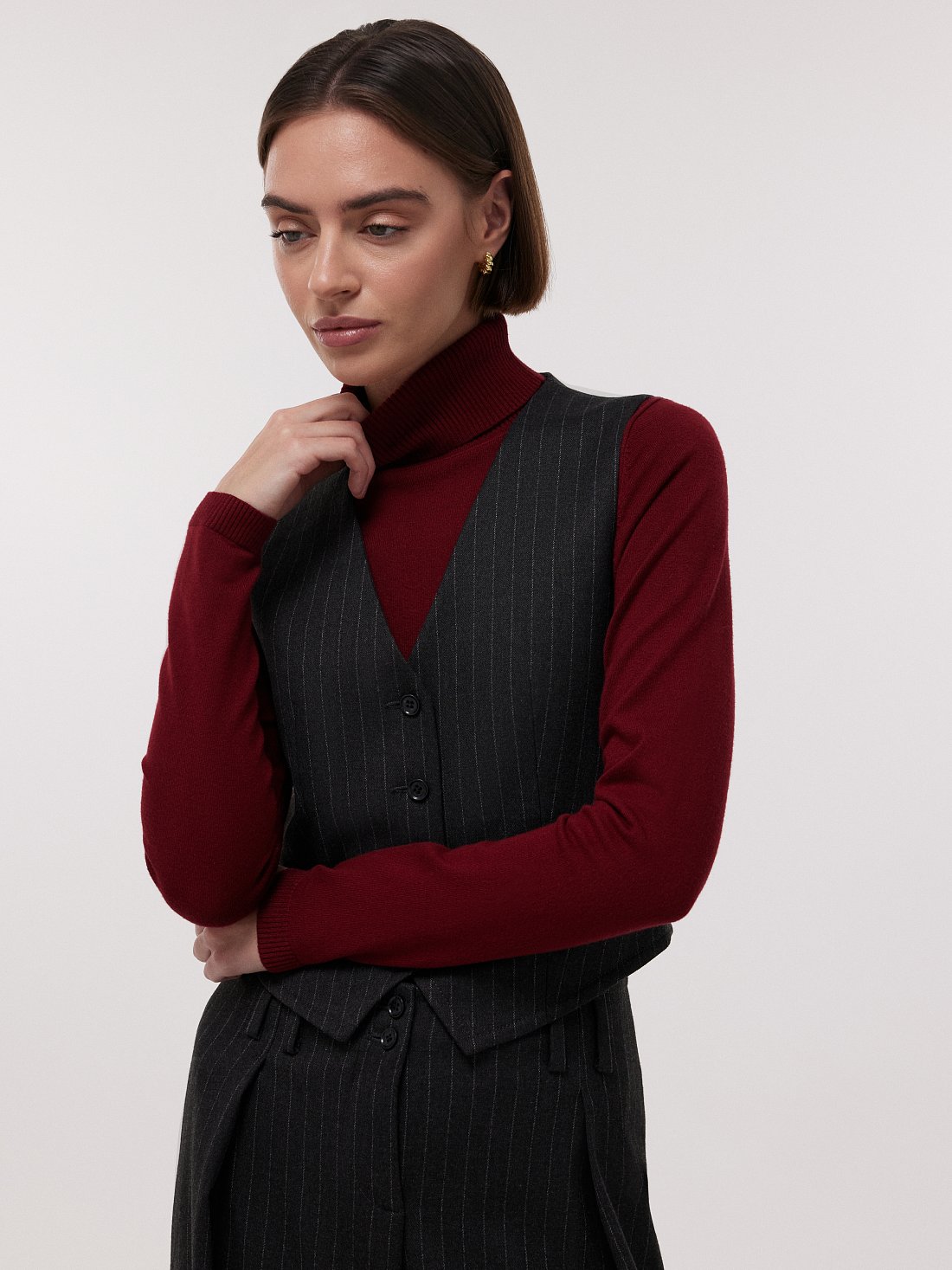 Жилет из переработанного материала: фото №1