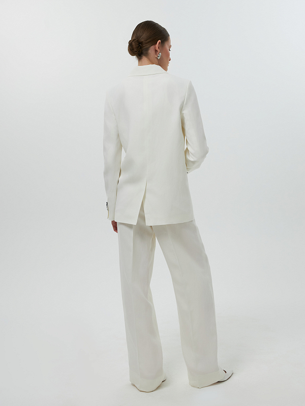 Жакет с накладными карманами