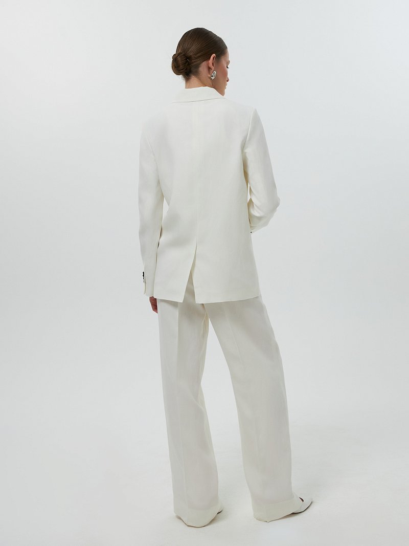 Жакет с накладными карманами