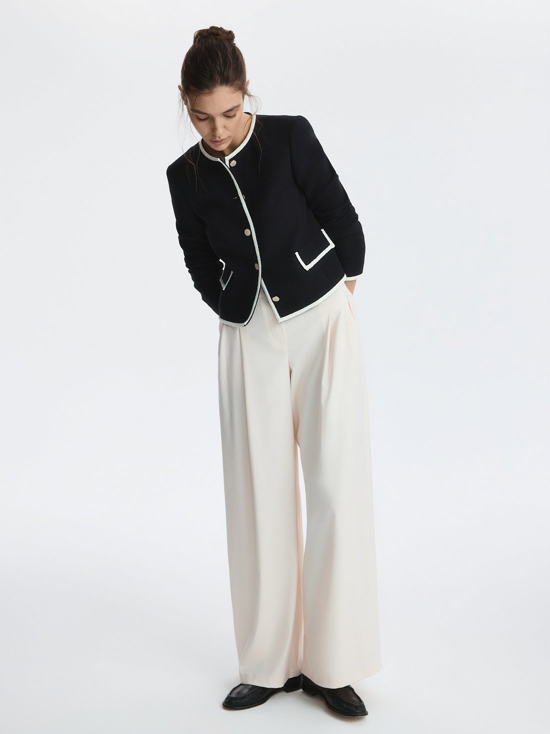 Широкие брюки с защипами: фото №1