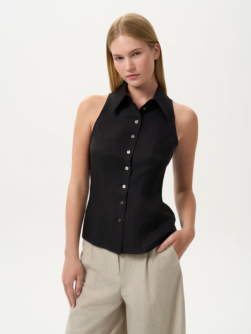 Льняная блуза без рукавов