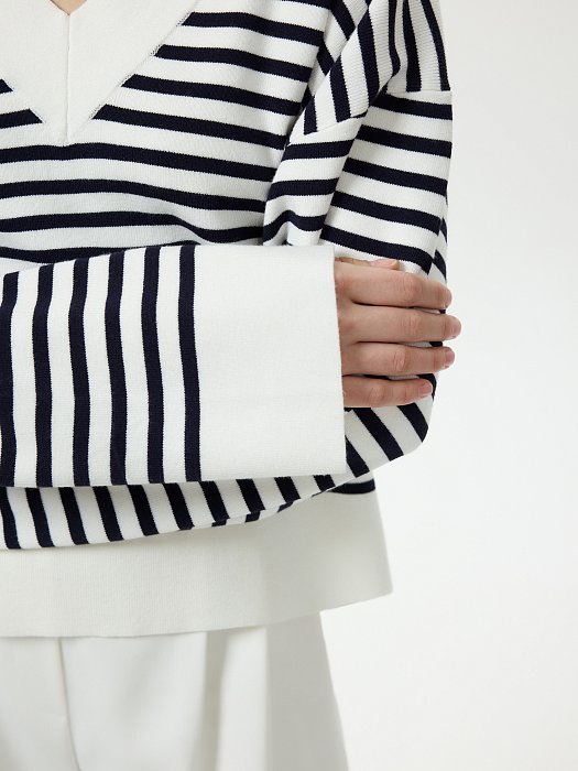 Полосатый пуловер из вискозы: фото №4