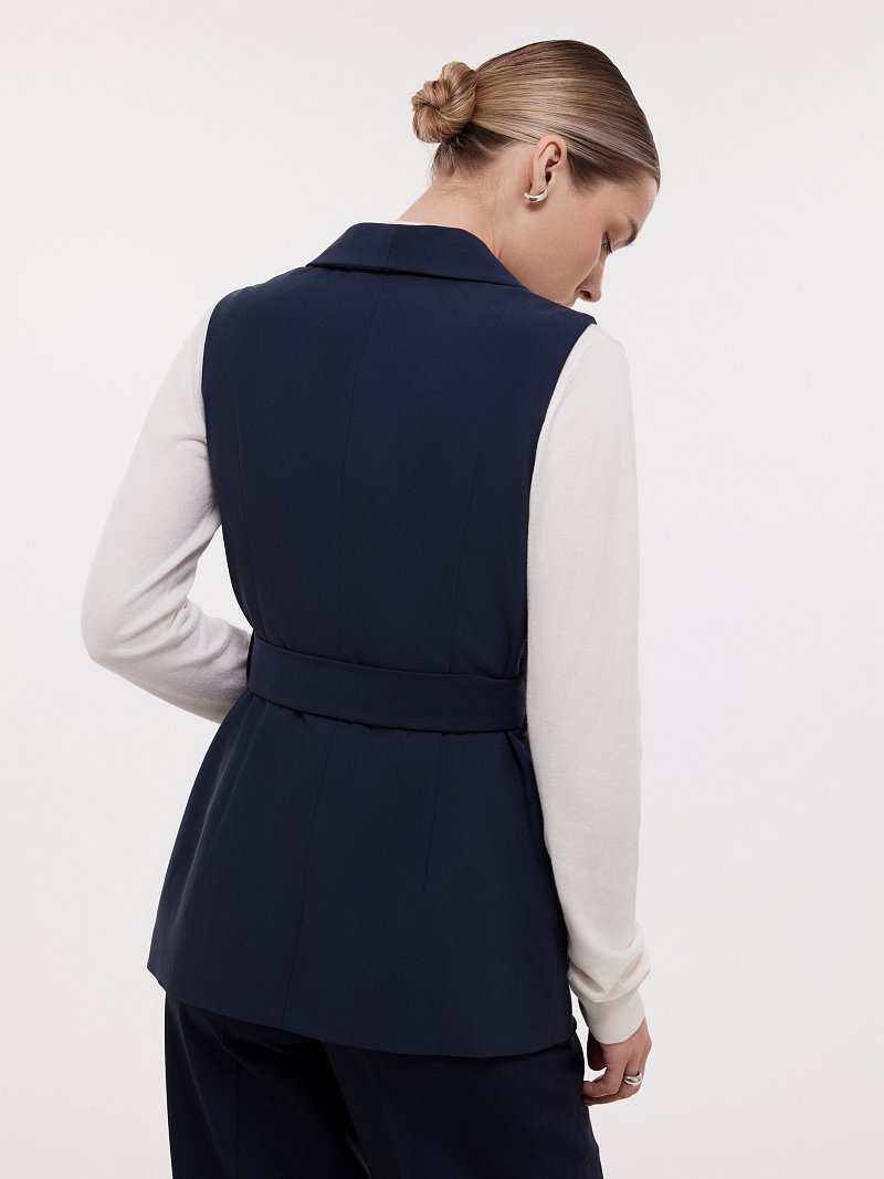 Жилет с поясом