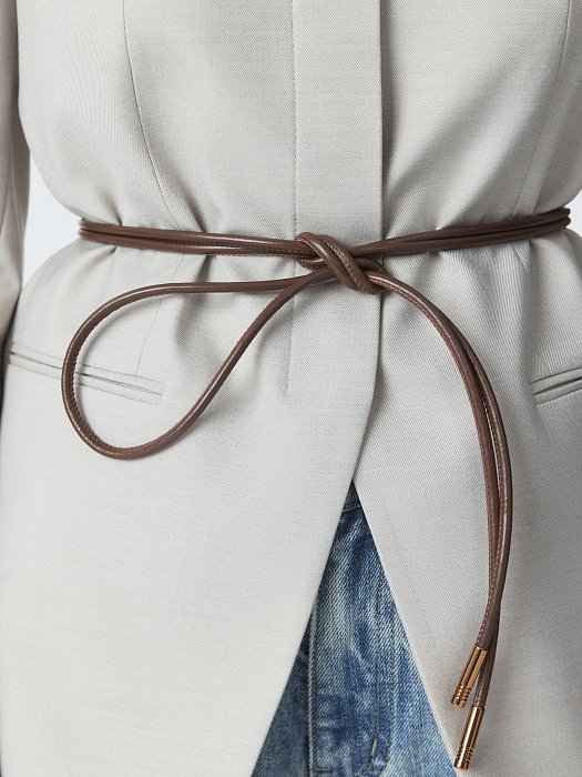 Прямой жакет без лацканов: фото №4