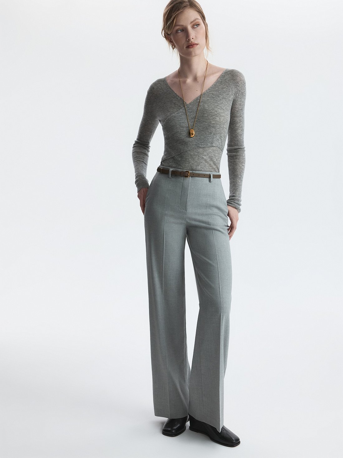 Классические брюки «в елочку»: фото №1