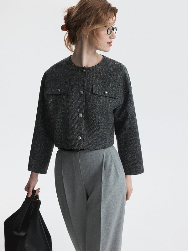 Укороченный жакет со съемными деталями