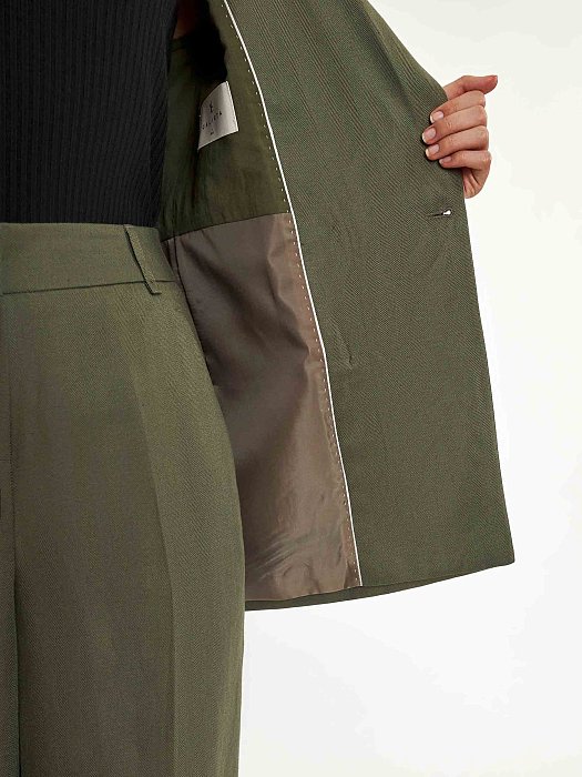 Прямой двубортный жакет : фото №5