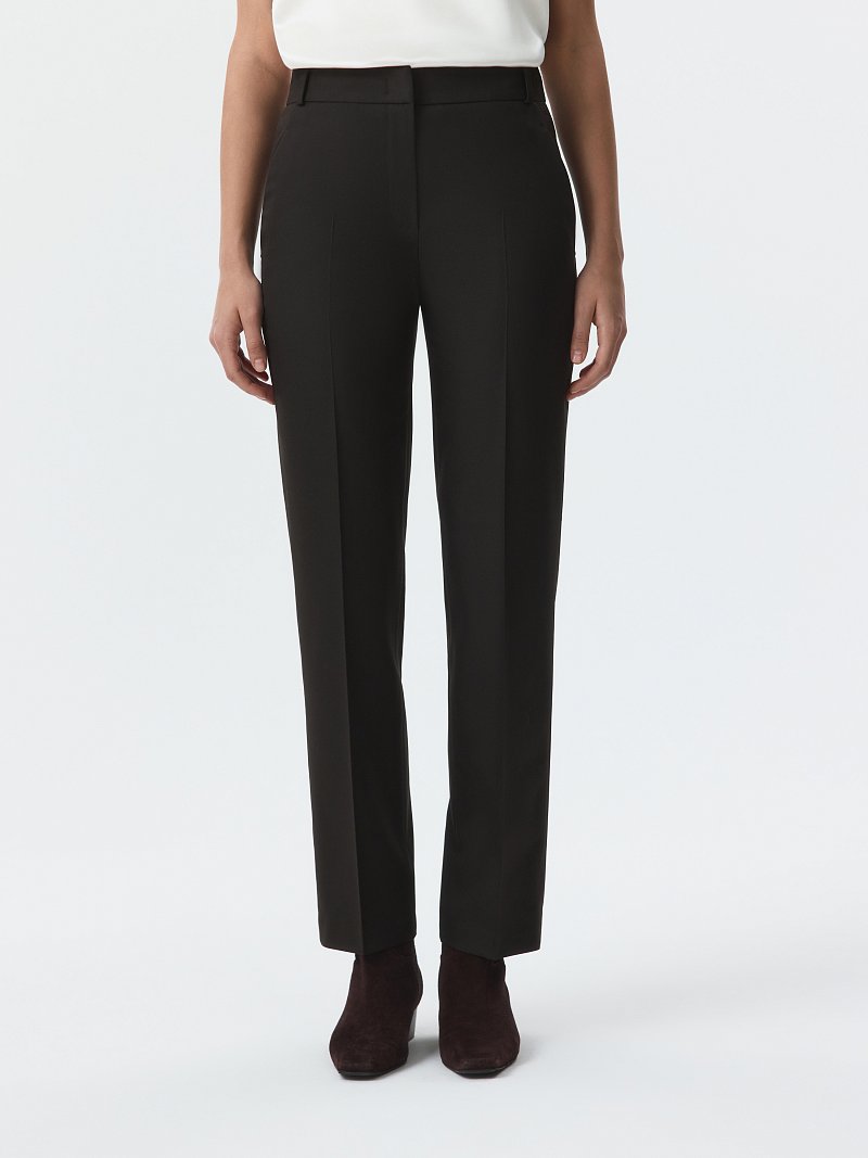 Брюки зауженного кроя