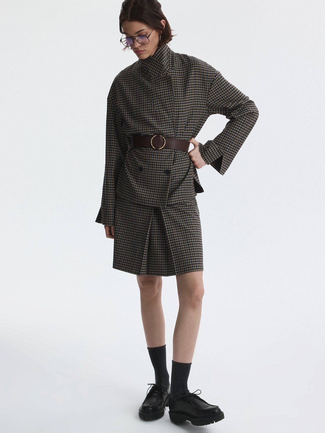 Жакет в клетку с поясом: фото №1