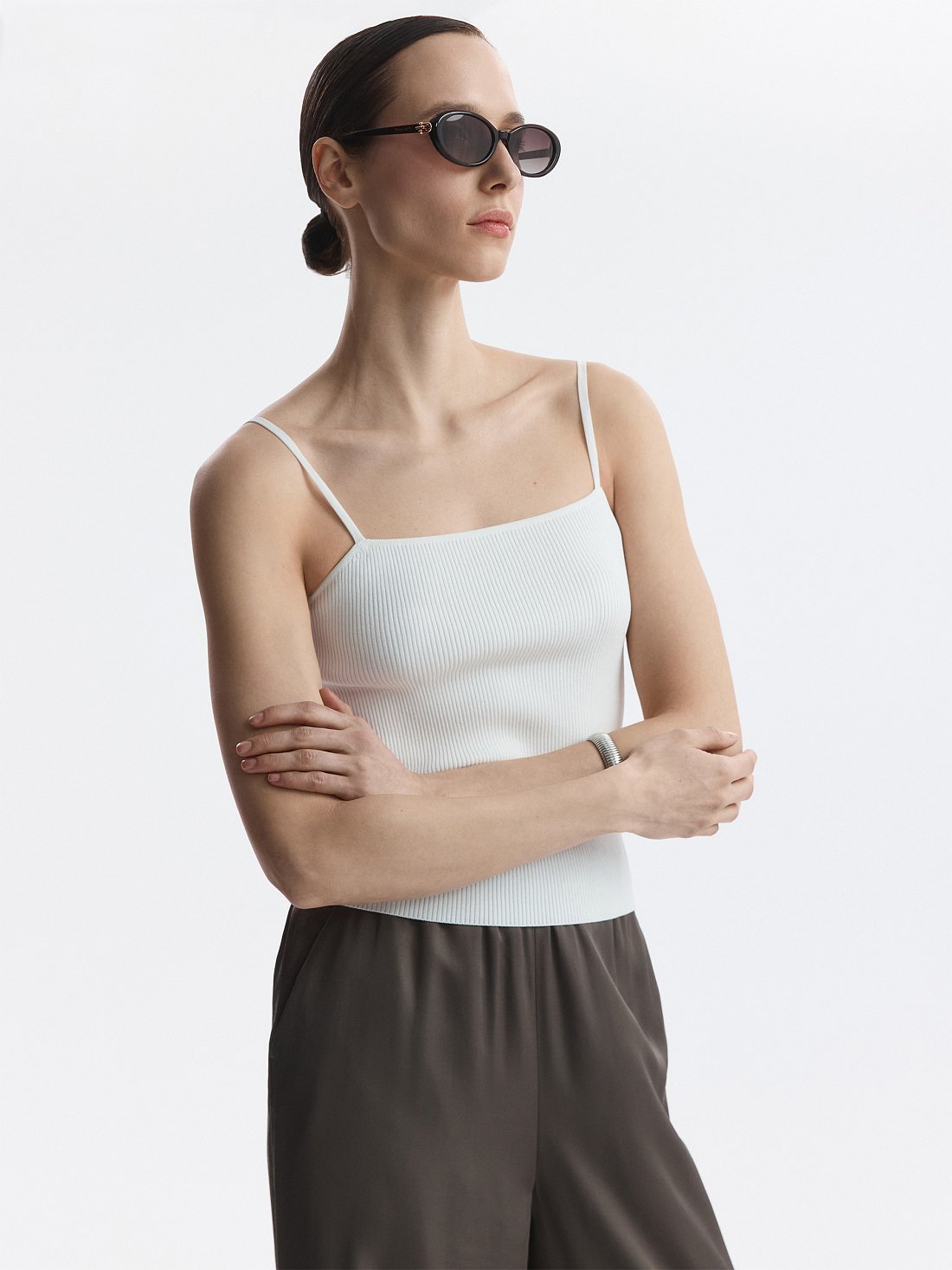 Трикотажный топ на бретелях: фото №1