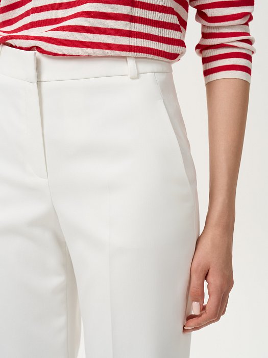 Классические брюки с высокой посадкой: фото №3