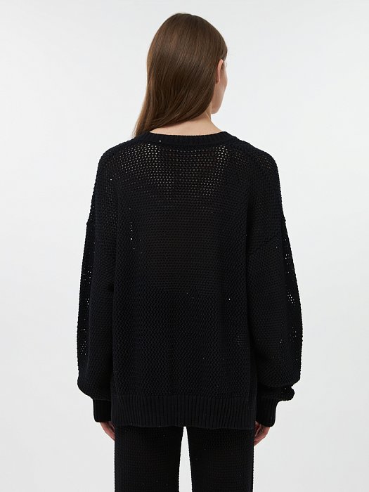 Вязаный пуловер с пайетками: фото №2