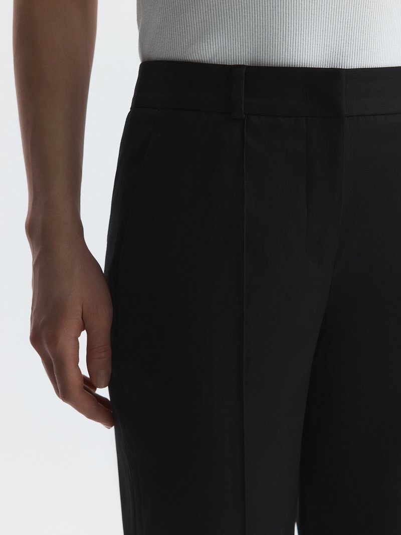 Зауженные брюки из хлопка