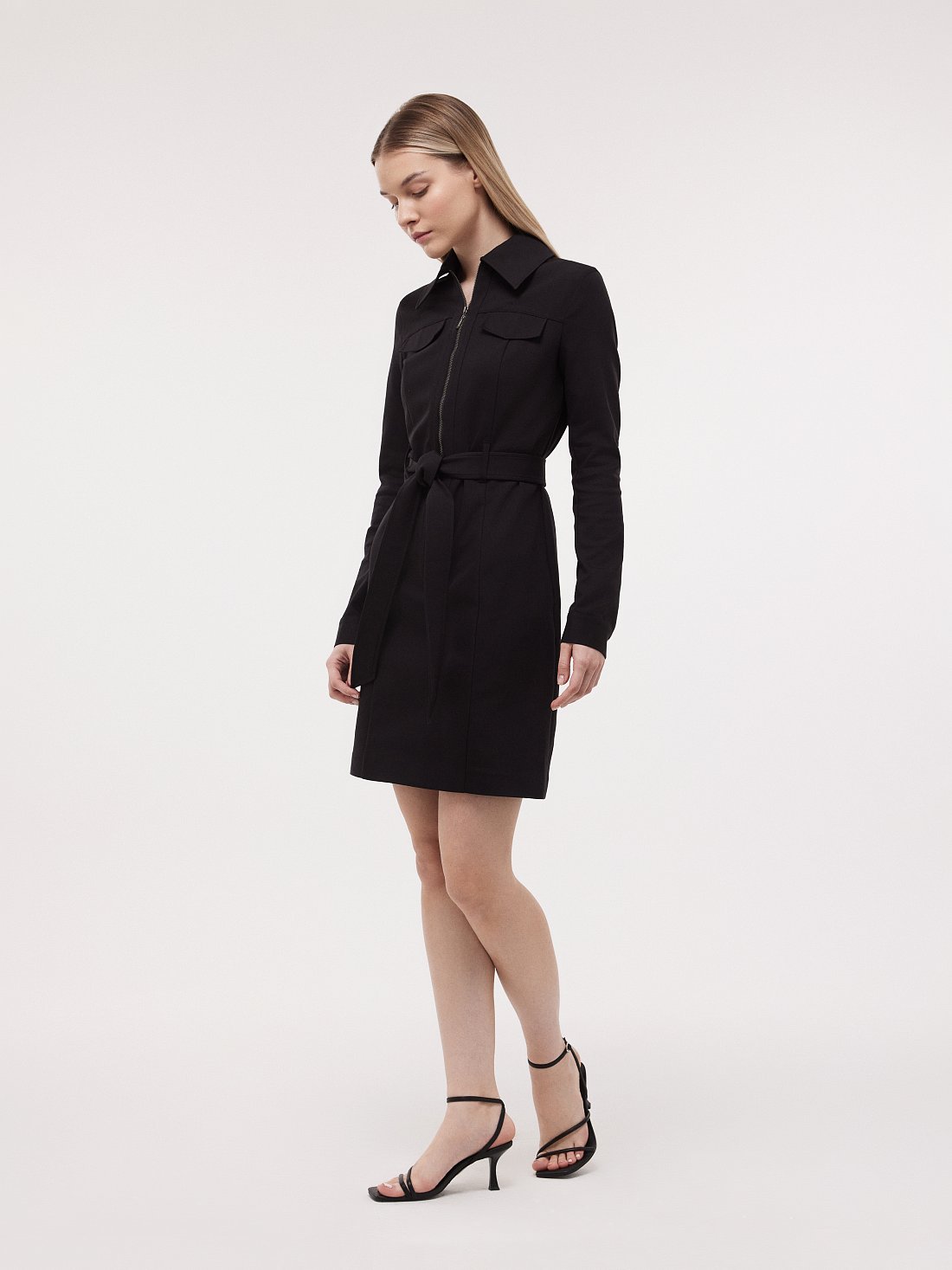 Трикотажное платье на молнии: фото №1