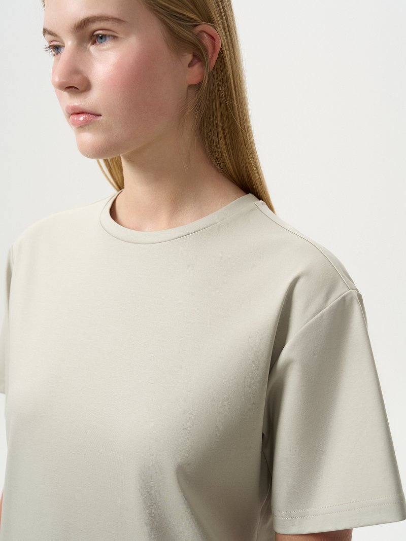 Футболка из тонкого трикотажа