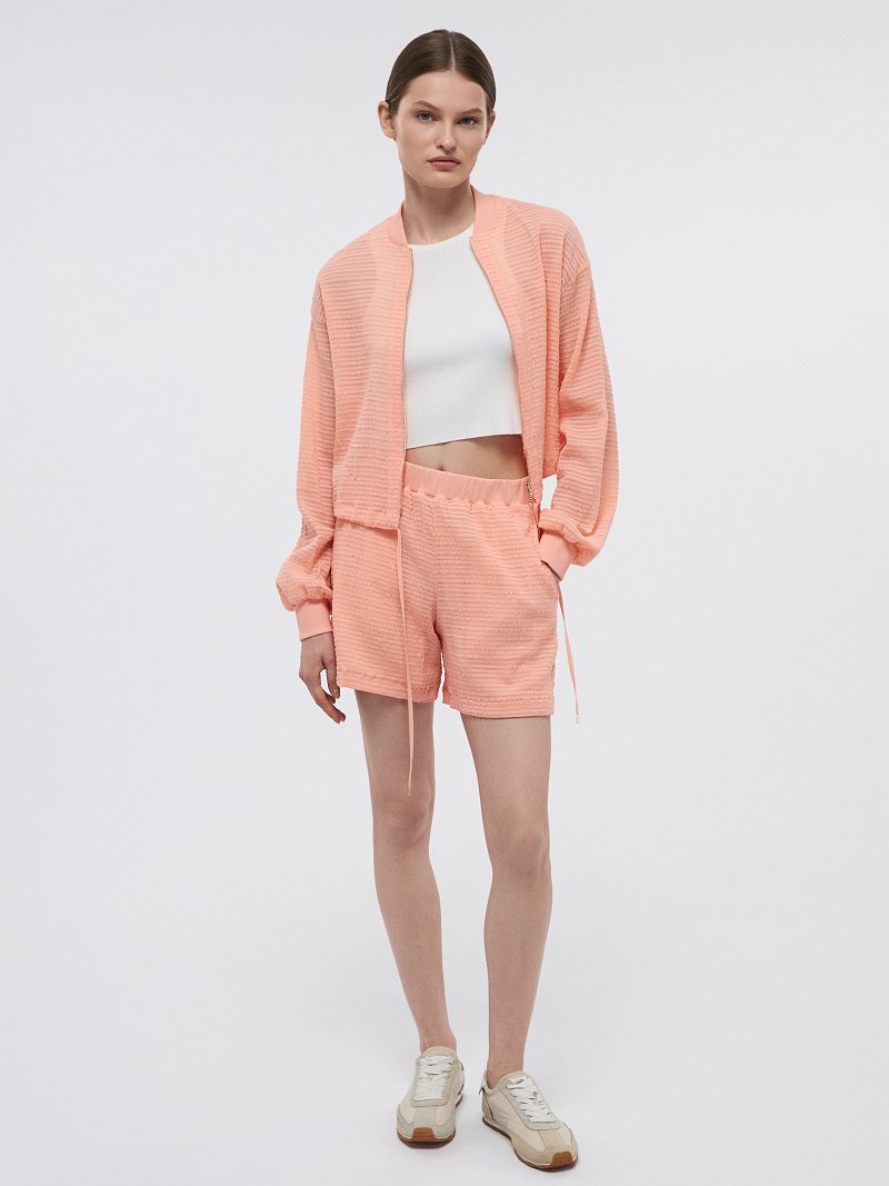 Спортивный костюм с шортами