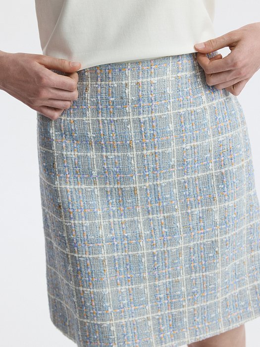 Костюмная мини-юбка из твида: фото №4