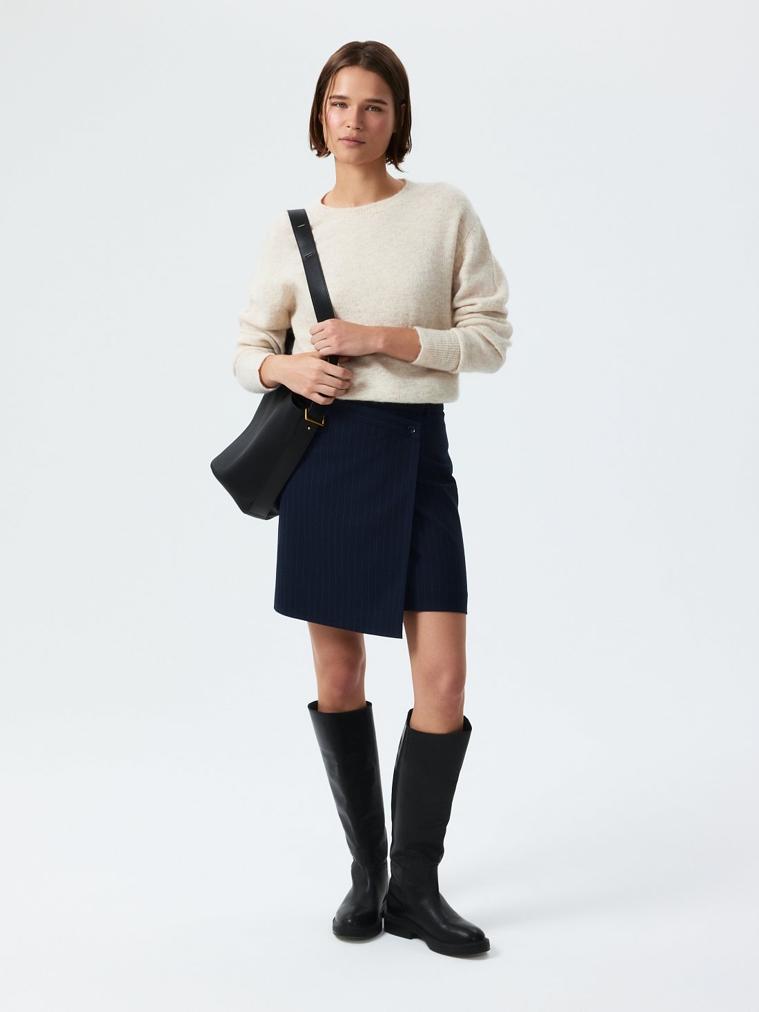 Полосатая мини-юбка на запах: фото №1