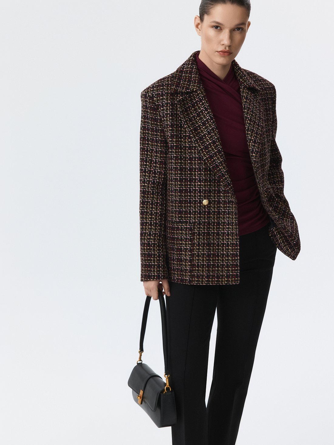 Классические брюки из трикотажа: фото №1