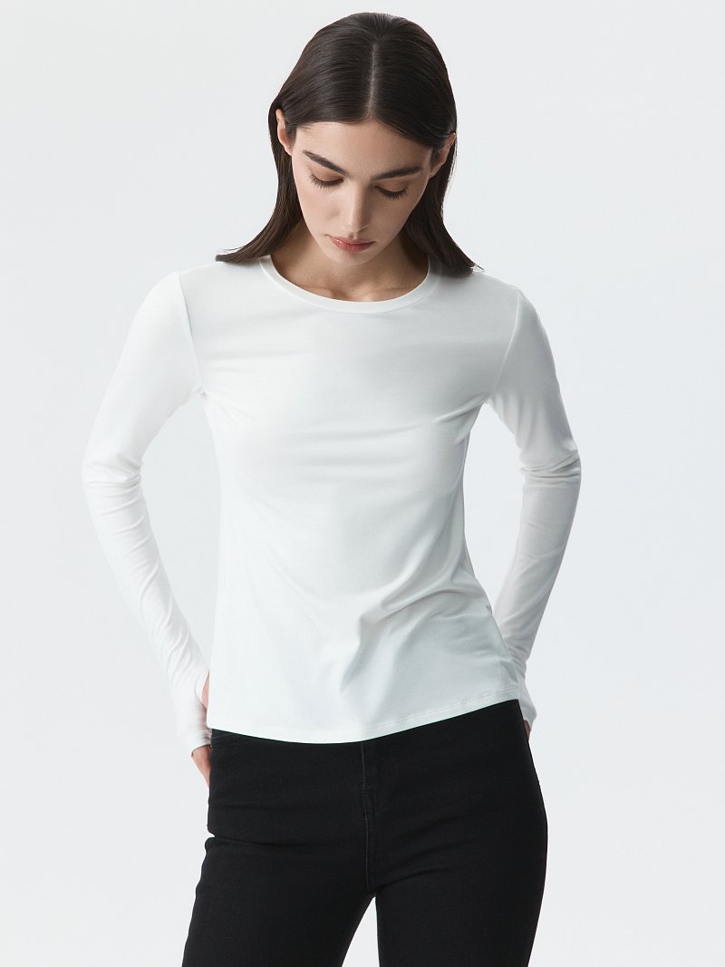 Облегающий лонгслив с вырезом для пальца