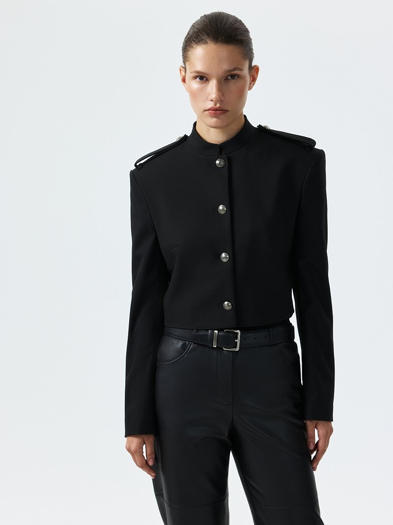 Укороченный жакет со стойкой