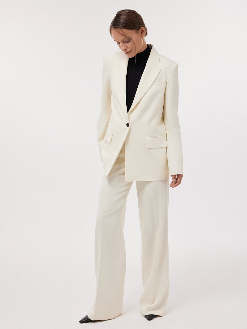 Удлиненный жакет на пуговице (Р158)