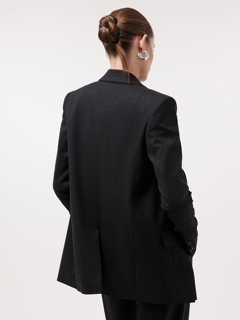 Жакет из переработанного материала 