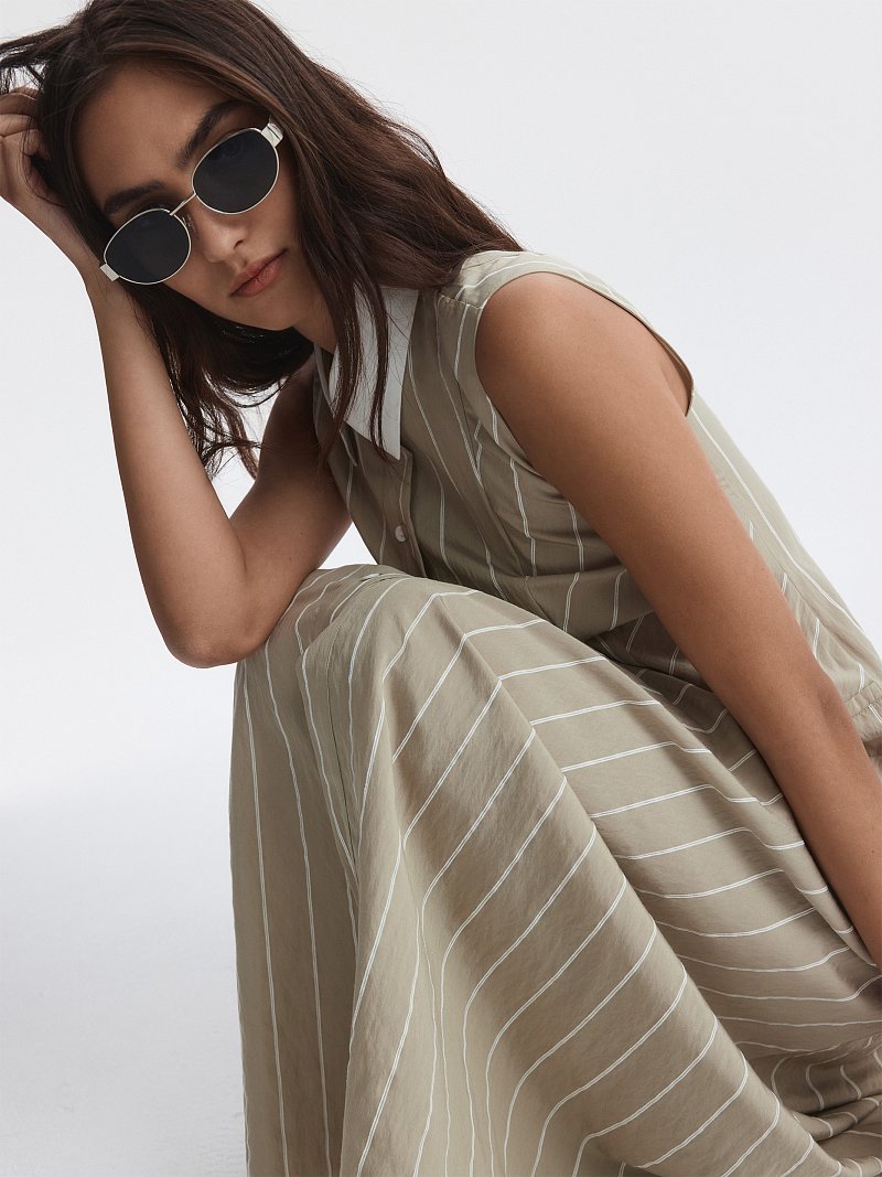 Платье в полоску