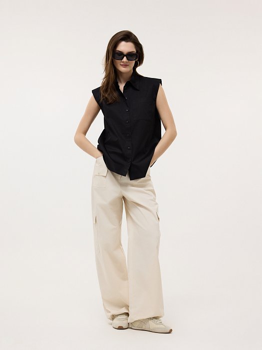 Хлопковая рубашка без рукавов: фото №5